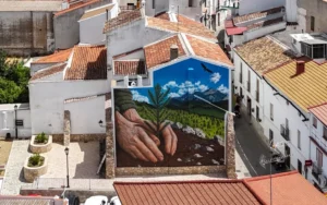 Un mural convierte el legado del pinsapo en símbolo de identidad para Yunquera