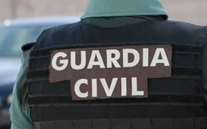 Detenida una mujer tras la muerte a tiros de un hombre en Zalea