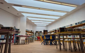 Nuevos equipamientos, iluminación LED y espacios infantiles renovados en la Biblioteca Municipal